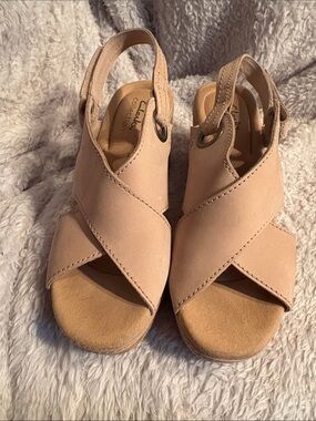 Clarks Nude Crisscross Slingback Sandals